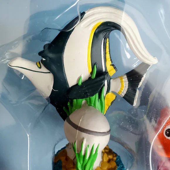 Disney Store Finding Nemo Action Figure Set - Picture 3 of 10